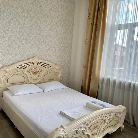 -біля вокзалу-недалеко від центру-городоцька 151 Hotel apartamentowy Lwów