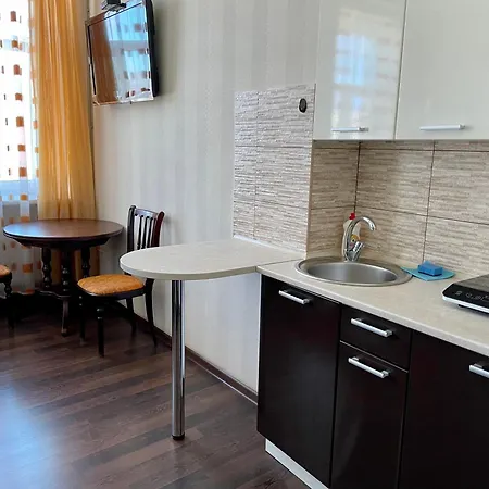 -біля вокзалу-недалеко від центру-городоцька 151 Ξενοδοχείο με διαμερίσματα Λβιβ