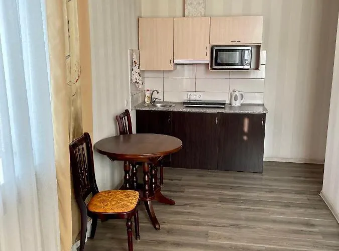 -біля вокзалу-недалеко від центру-городоцька 151 3*