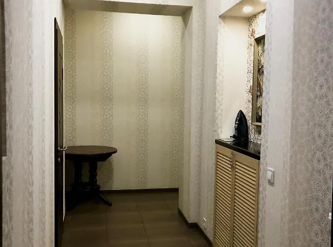 -біля вокзалу-недалеко від центру-городоцька 151 3*